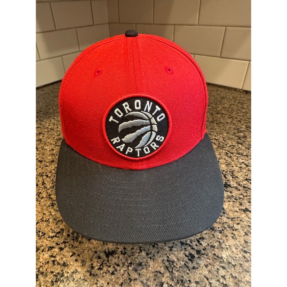 Toronto Raptors New Era 59FIFTY Fitted Hat 7 5/8 Red Black Wool Blend